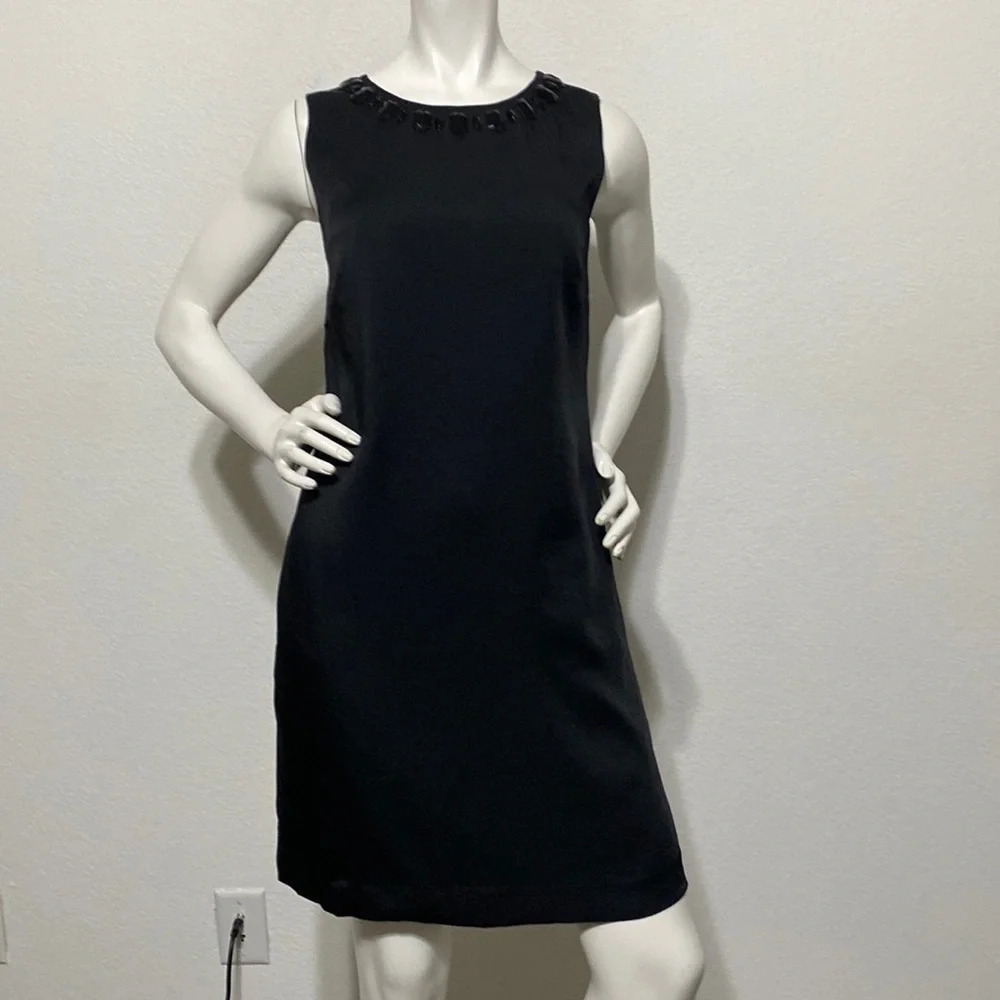 Banana Republic Black Shift Dress Jeweled Neck Sleeveless Size 10